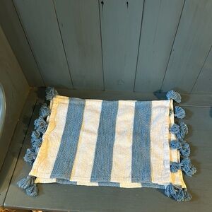 Opal House 100% Cotton White & Blue Placemats w/Tassels (Set of 3)